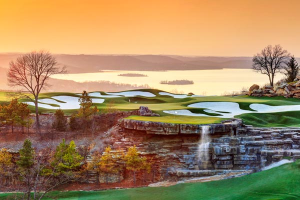Golf at Top of the Rock