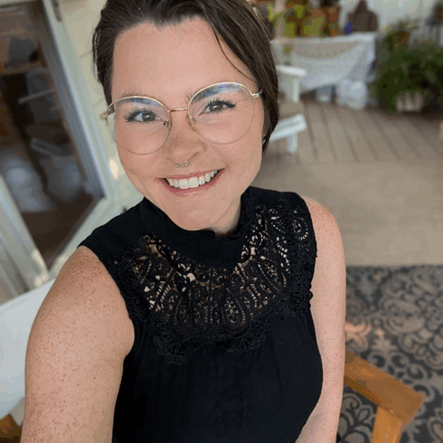 2025_WOW_EDU_EducatorHeadshot_Emily