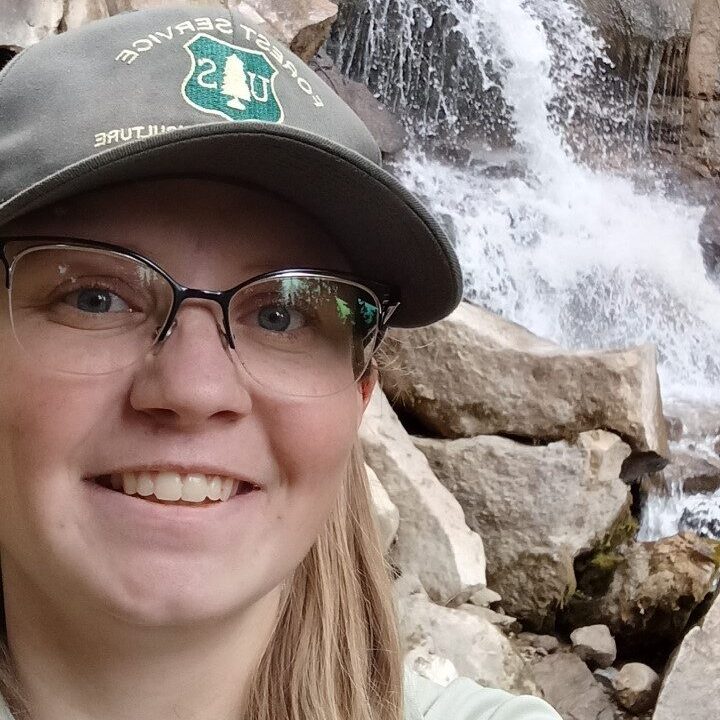 2025_WOW_EDU_EducatorHeadshot_Grace